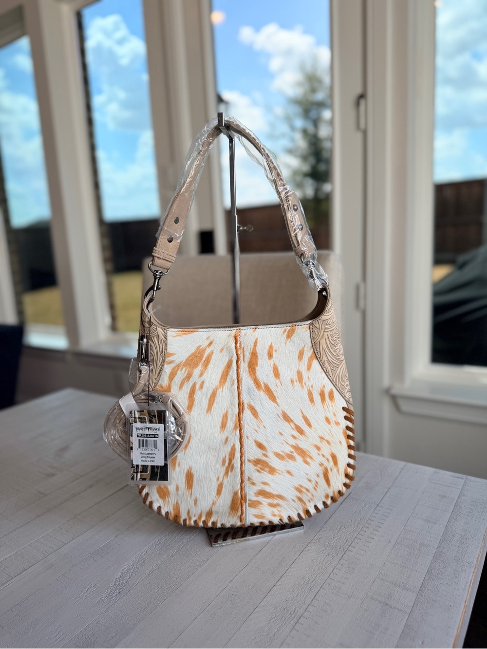 Trinity Ranch Cowhide ＆ Tooled Leather Hobo Crossbody Bag Tan